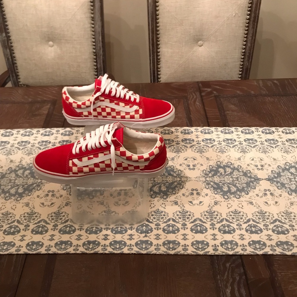 Vans red (checkered) new without the box only worn once - Picture 2 of 6